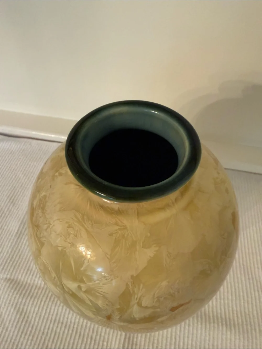 Edgecomb Potters Crystalline Glaze Vase (2004)